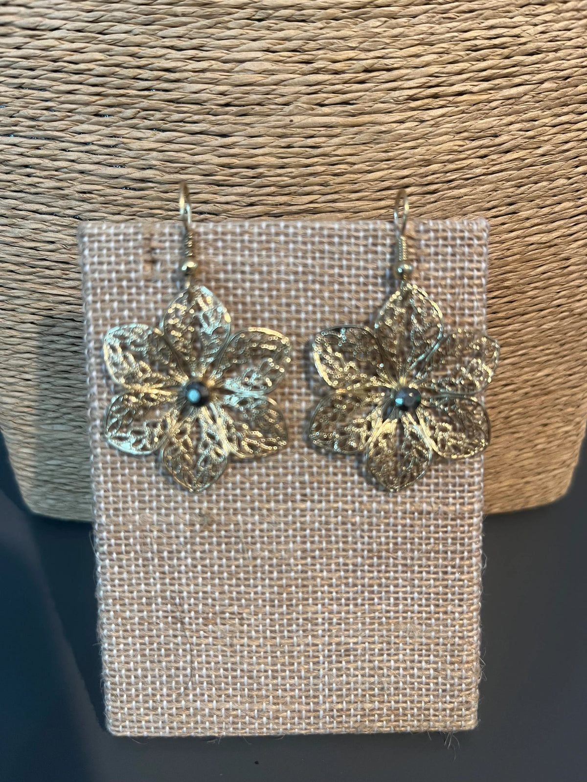 Golden Flower Chain Necklace & Earring Set