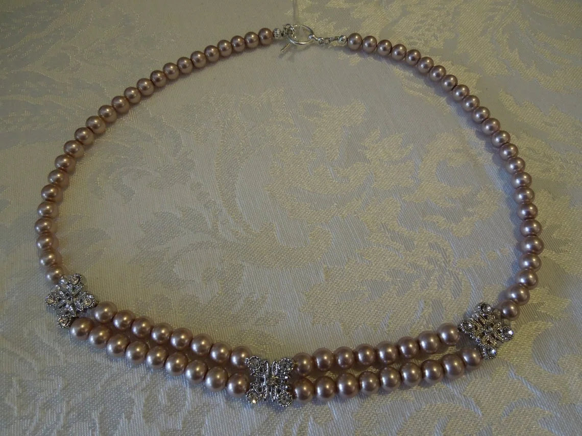 Mave's Pearl Necklace, Bracelet & Earring Set