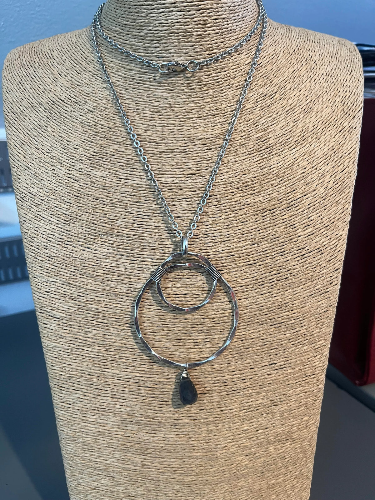 The Indigo Dangle Necklace