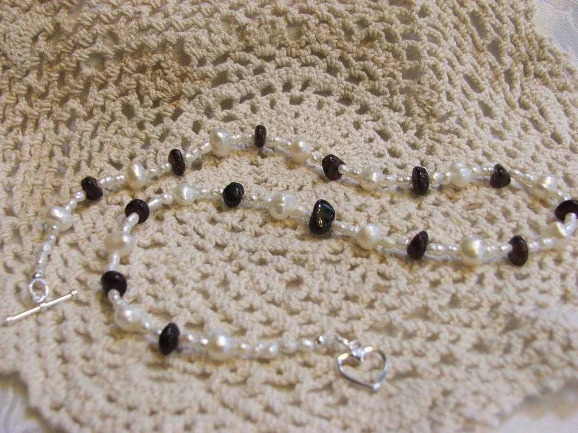 Pearl's Garnet Necklace