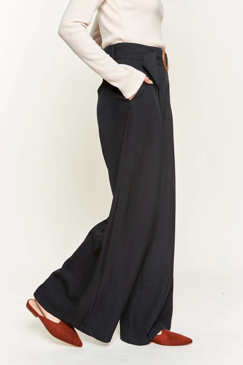 The Wynona Wood Ring Wide Leg Pant