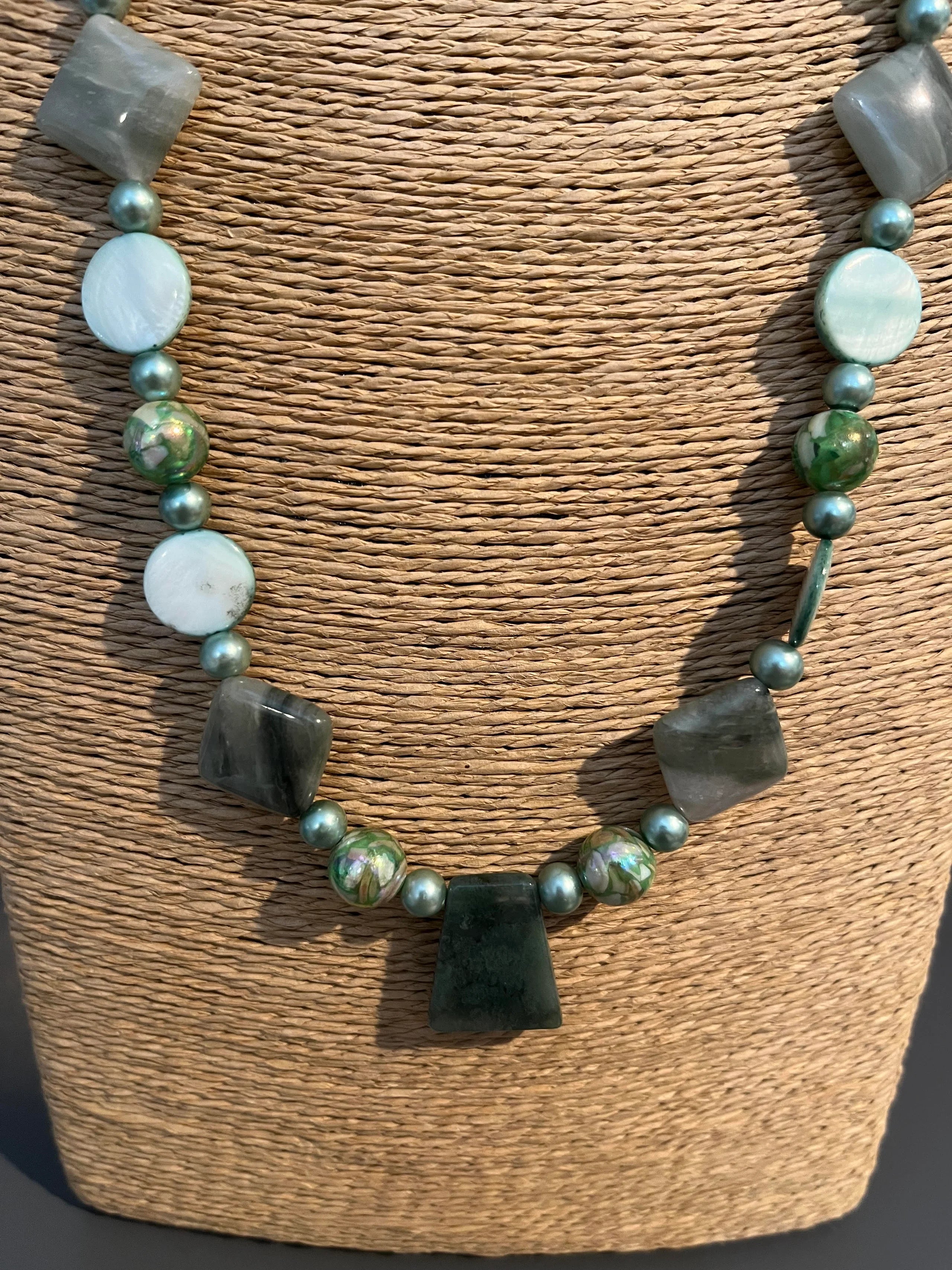 The Mindy Necklace & Earring Set