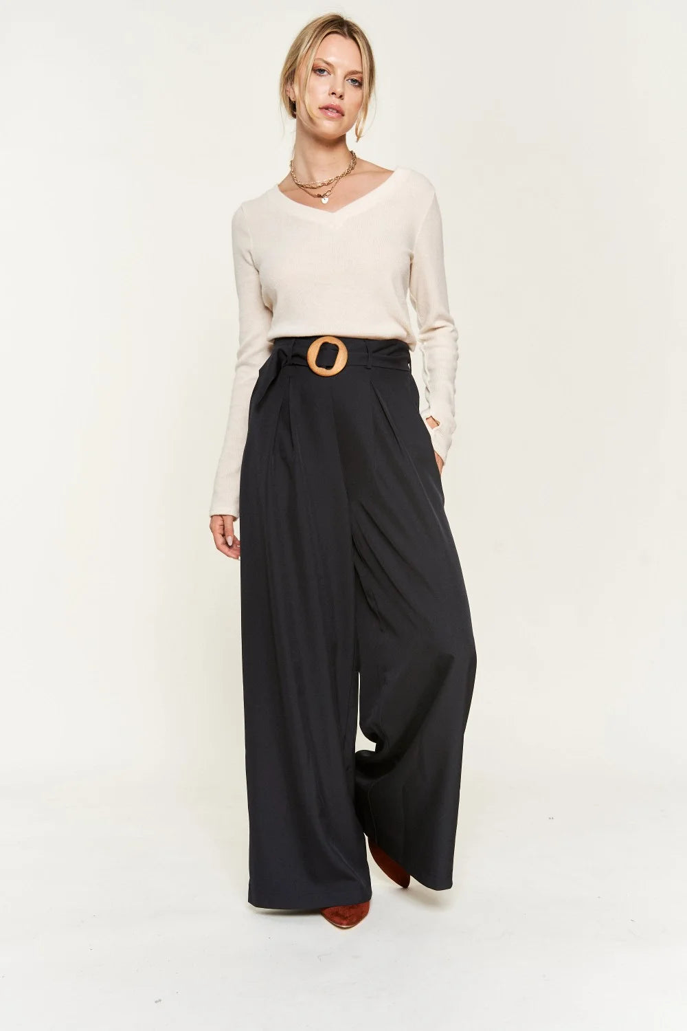 The Wynona Wood Ring Wide Leg Pant