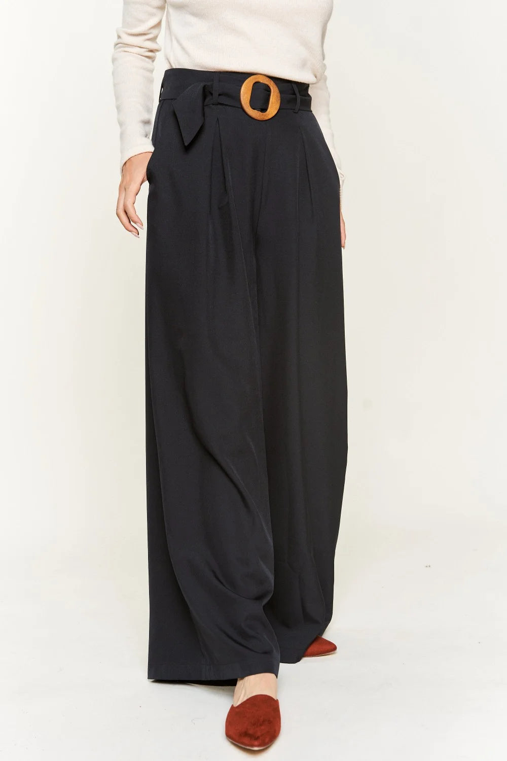 The Wynona Wood Ring Wide Leg Pant