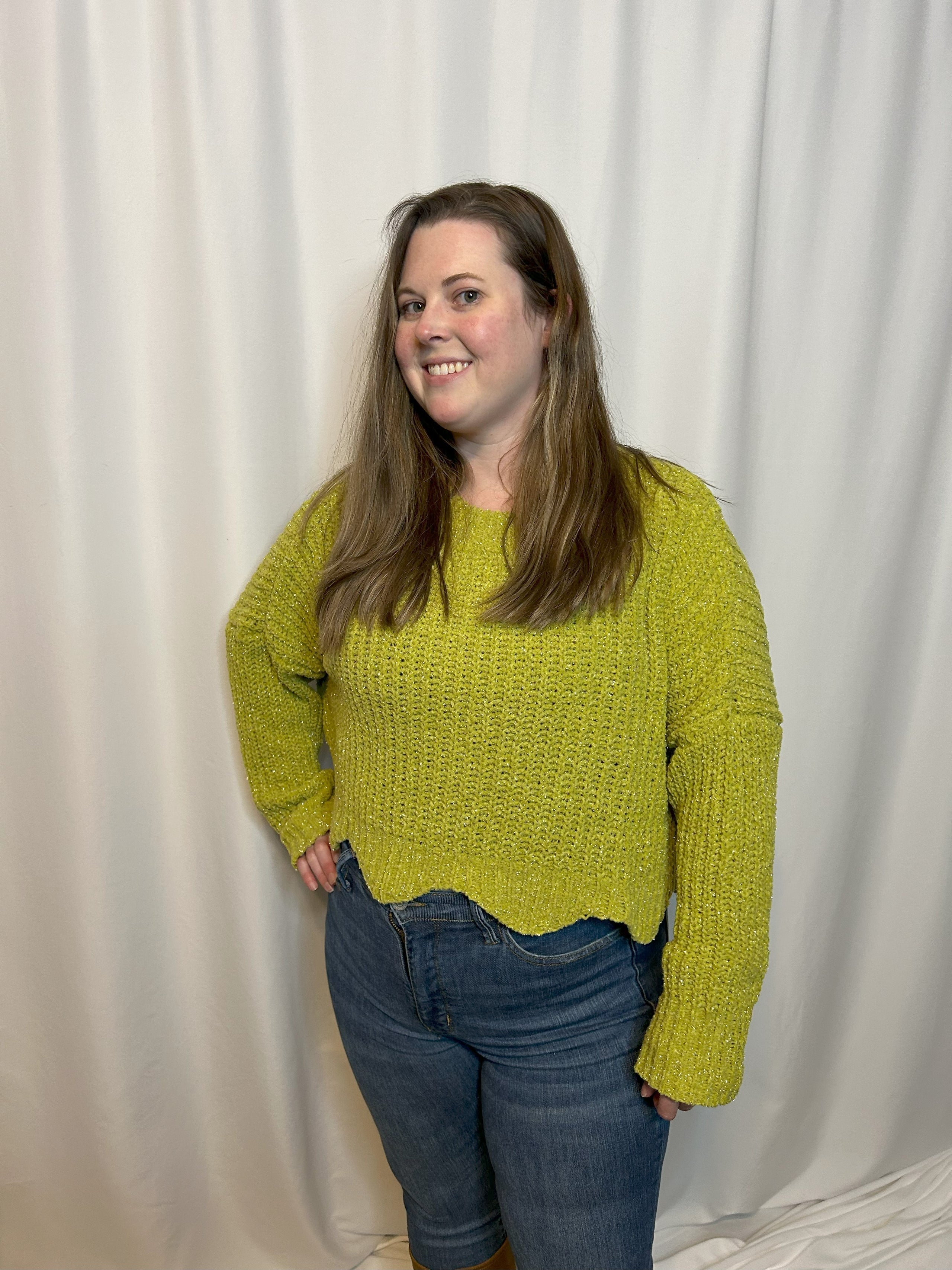 The Scallop Cropped Sweater - Assorted Colors