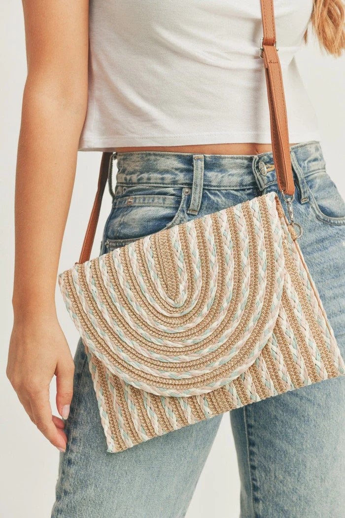 The Rhianna Mixed Color Straw Crossbody/Clutch